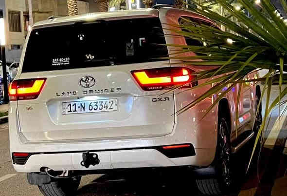 لاند كروز GX.R 2022 ساز  (تطبيق ام الباركود  ) 
٣شاشات فول موصفات 
تنفس طبيعي  حجم المحرك 4000(المرغوب )  
مغلفة ppfضمان 10سنوات 
كل غراض شركة كل موجو
السيارة ماشية 19km اخت الزيرو 
فوول مواصفات

💎 ســعــر ✅ ::  الــرد تلقائي 📮

كشنات جلد وتبريد  وكهرباء 
كشنات جلد بيجي  
جنطه كهربائ 
خمس بصمات 
سماعه جبالGBL
سلايد
شاشه جبيره  
لايت لد زنون  
بكلايت لد 
حساس خلفي امامي 
ثلاجه  
شاحن واير ليس 
تخم تاير جديد 
كير محرك مكفوله 
السياره كفاله عام 
رصعة مسحوبةPDR
 +مع خدش فقط . 
 مكان السياره  بغداد السيدية 
سنويه جديده 
ب اسمي سياره 

رقم الهاتف :  ***********
