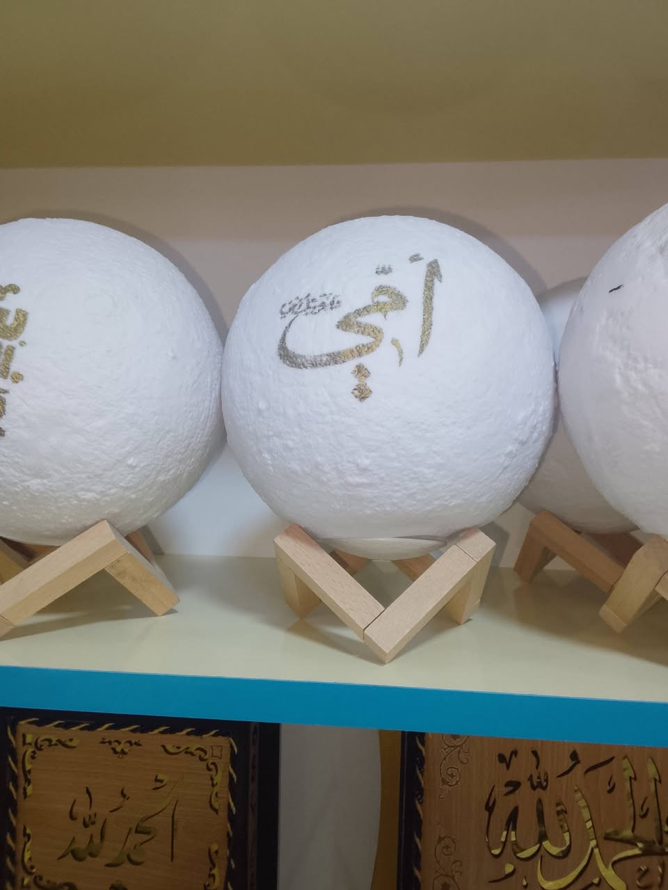 هدايه عيد الام متوفره بانسب الاسعار 🔥
اختارو الشي اليعجبكم واحنه نغلفه مجانآ 💕💕
🌹***********
انسته jory_heat
✨التوصيل مجاني داخل هيت 
🌸 متجر جوري هيت للهدايا والورود
🎁 هدايا مميزة لكل المناسبات
🌹 تنسيق بوكيهات – تغليف هدايا – علب جاهزة
✨ شغل مرتب • ذوق عالي • أسعار تنافسية
📍 التوصيل متوفر داخل المدينة
📩 للطلب دايركت #ورد_هدايا_تغليف_مناسبات_تخرج_اعياد_ميلاد_ألوان_حسب_الطلب #رأس_السنة 
#هيت #ورد_هدايا_تغليف_مناسبات_تخرج_اعياد_ميلاد_ألوان_حسب_الطلب  #بوكيهات
