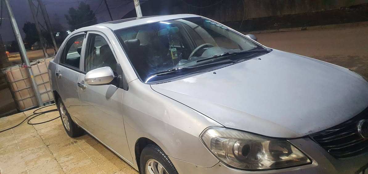 السلام عليكم 
بي واي دي للبيع بدون ضرر ..
كير توماتيك
بصمة تشغيل
فتحة سقف
جامات كهرب
اشاير مري
تبريد تدفئة
قفل مركزي
كوبون بانزين بيها 
سعر 62 بيها مجال قليل
رقم الهاتف 
***********
