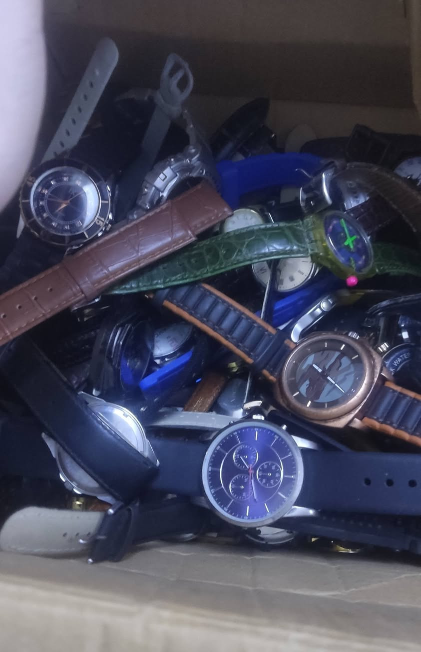 مرحبا ساعات باله 60 قطعة البيع شلع فقط
سعر قطعة 5 فقط
سعر لكل 300 مع توصيل قفل نهائي
ملاحظة ابيع شلع مفرد مابيع


**إذا كنت صاحب هذا الإعلان وتريد حذفه لأي سبب، رجاءا أرسل رسالة إلى الدعم الفني**