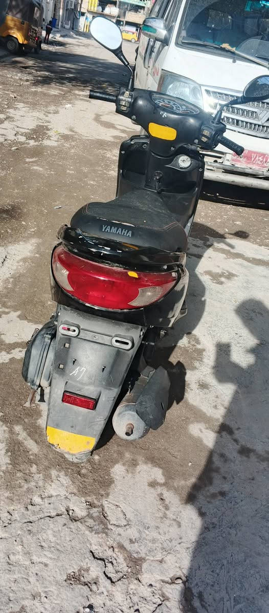 سلام عليكم دراجه بريز لايت ناصي مكفوله كفاله عامه المحرك بل جيس ما متعوبه مال رمبه جديده نزلته تايرات جدد الله شاهد مداريها بانزين ودهن امزويل
السعر : 800 وبيها مجال بسيطط 
الرقم :‏‪***********‬‏
العنوان : بغداد تقاطع درويش
