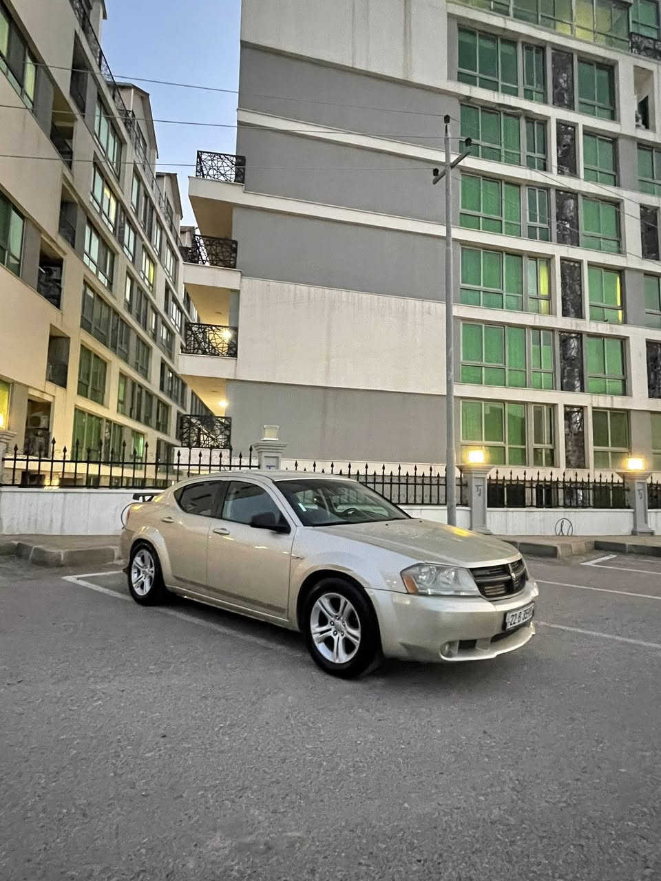 من رخصت الادمن المحترم 
دوج افنجر ٢٠١٠ حادث بنيد وجاملغ بدون دواخل 
ايرباك فقط ستيرن سستم 
السيارة جاهزة شغل واطلع ترايك وين متريد 
المحرك الكير الصدر دبلات امامي خلفي التبريد التدفئة كلهة شغالة وجاهزة بدون اي نقص السيارة 
رقم اربيل الدولي ومكان اربيل 
سعرهة ٧٨ ومجالهة شي بسيط 
*********** والخاص مفتوح 
السيارة جاهزة للااااااخييير 👌
