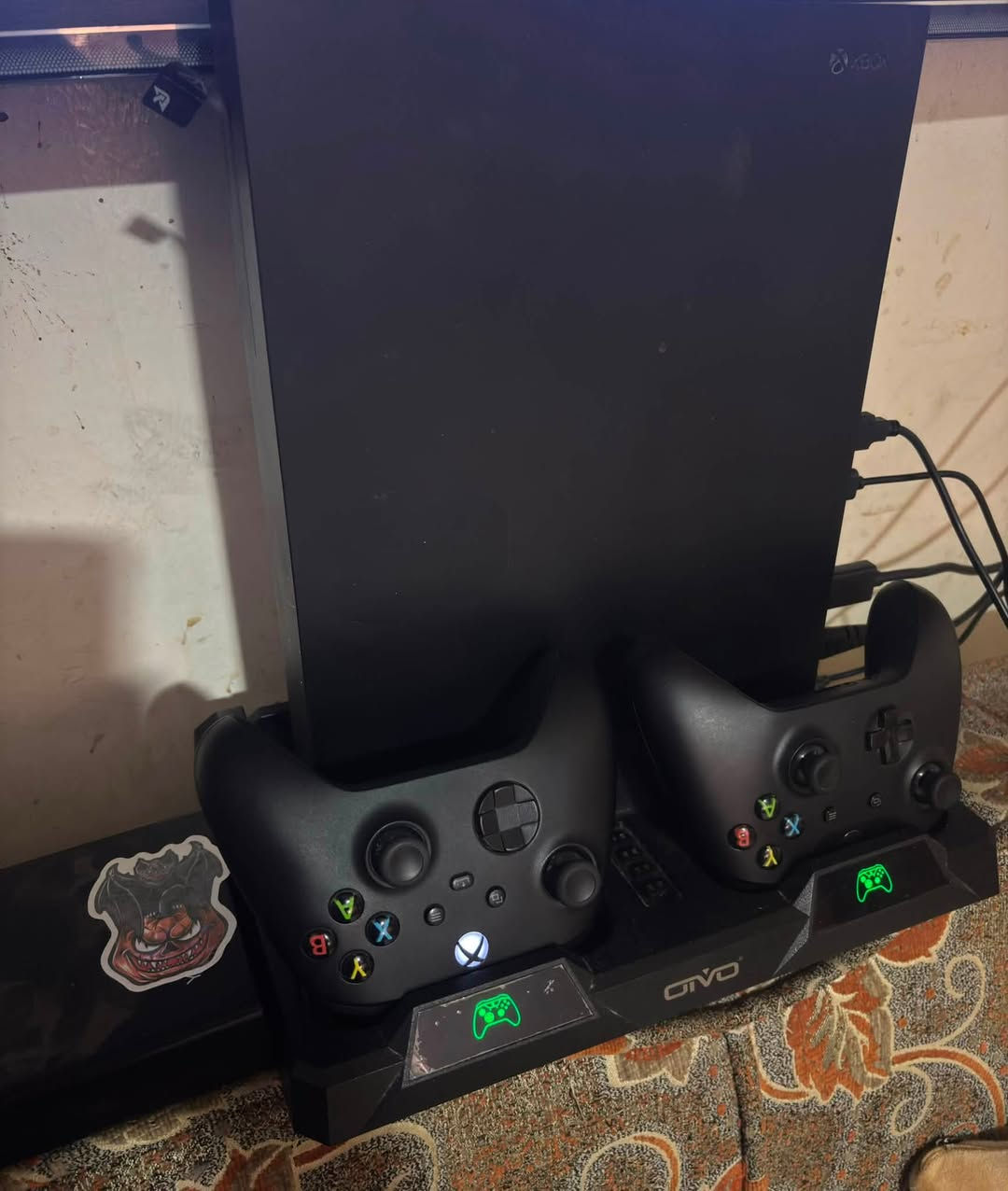 Xbox one x للبيع سعر ٣٠٠الف وبي مجال الطيبين
رقم تلفون ***********
