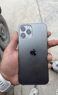 ايفون ١٢ ابرو مو ماكس الجهاز جدا نظيف عربي شرق اوسط ذاكر ١٢٨ بطاريه ٩١...
