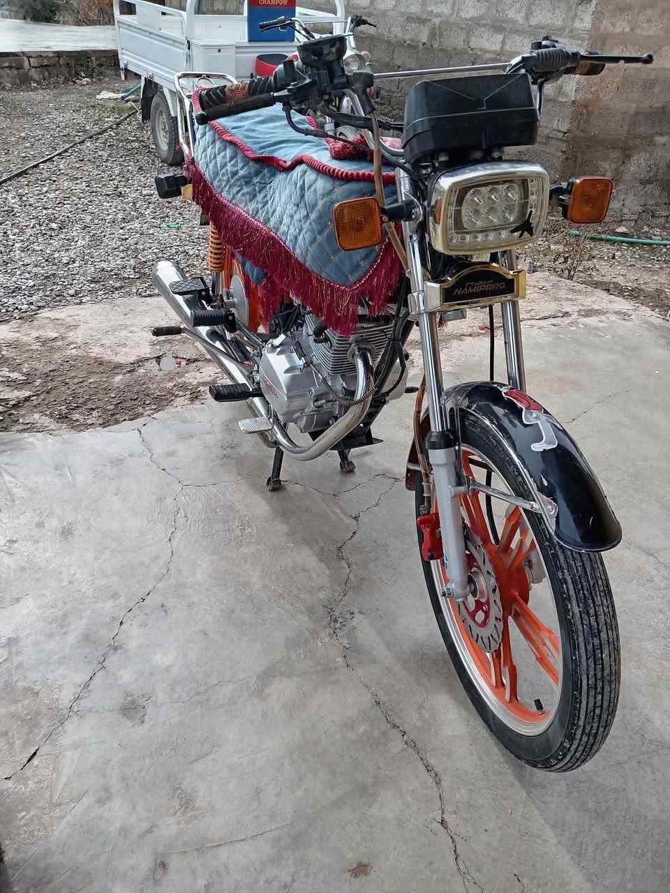 اسلام عليكم ورحمة دراجه للبيع
نامي برو /2023 

محرك /150مامفتوح شرط 

ماطور جديد بعدو شركه 

السعر /500 وبي مجال قليل 

شميط/ ***********
