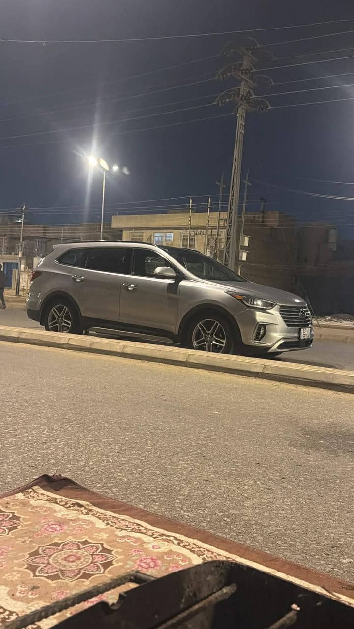 السلام عليكم 
سنتافيا كراند 6 سلندر موديل 19 فول واحد ع واحد VIP سياحي وارد امريكي ضرر فقط بنوراما
مكان السياره ميسان العماره 
للاستفسار صاحب السياره ***********
