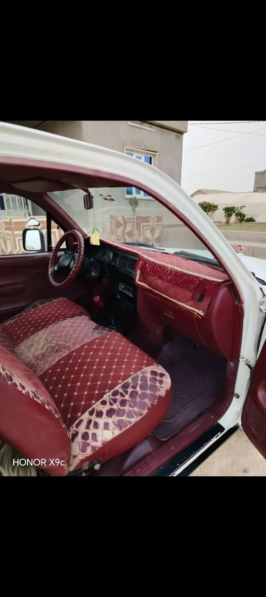 سلام عليكم بيكم للبيع 2004 سياره جاهزه مال جناي السياره مسجله رقم انبار بسمي مشروع وطني سنويه جديده ل 29 الاتصال ***********
