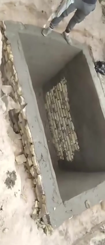 الي عنده سبتتنك محتار بيه يمي اي شغل ترميم صبت نضافه مناسب كلش وخادم***********
