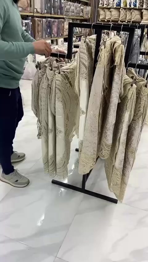 عروض خاصه للفرعين 🔥🔥
من داخل مجمع سوفار ومفروشات الزعيم
رقم الحجز  ***********📞📞
هاتف المجمع  ***********
عنوان ديالى خانقين تولى فروش قرب مدرسه جرير 
توصيل بغداد  ٥٠٠٠ الف 🚕🚕
جميع محافظات  ٦٠٠٠ الف 🚕🚕
