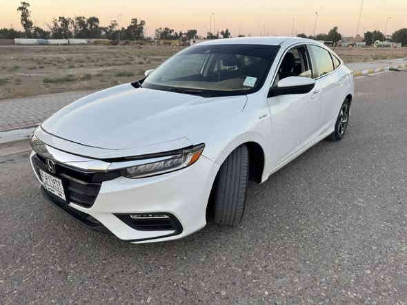 السلام عليكم 
هوندا انسايت ٢٠٢١ هايبرد 
بدون تبديل بدوم صبغ بارد فقط مكان اللايت اليسرى 
سيارة حلوة وعمليه واقتصاديه 
تجي وتشوف بعينك احلى من صور 
طبعا الفئه العاديه بدون فتحه كشن مخمل وبدون وايرلس هذا الاختلاف عن التورنك فقط 
السعر ١٤٢ وبيها مجال 
ولتقارنوها ب غير اللوان ومبدلين قطعتين واكثر كلمن وسعره
اخوان السياره جاهزه محرك 1500 هايبرد 
واكو مقطع فديو توضيحي للسياره 
مكان السياره بغداد تحويل مباشر
واي استفسار اني حاضر

***********

***********

( محمد الصعب )
