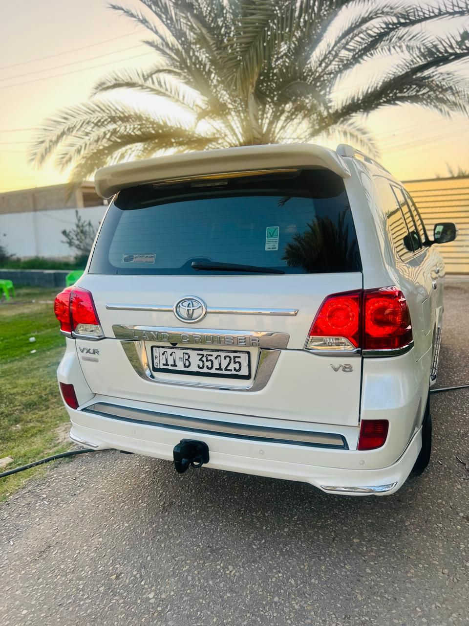 سلام عليكم. لاندكروز  2014 رقم بغدآد بسمي سنويه 2030  كفاله من كلشي السياره مكفوله عامه من الضربه والصبغ والتبديل 
فول مواصفات لكزز

فتحه سلايد روف

تشغيل عند بعد 

بصمه أبواب 4

زراك لايت 

 مري شفط 

ترحيب  

مقاعد كهرباء  جلد 

7 راكب داخل جديد جدا 

فور ويل 

طفايه حريق

محرك 8 سلندر 4600

3 قطع تبريد  سياره مناقصه كلشي جيده جدا 

العنوان  آلرفاعي

الاتصال / 
***********
‪***********‬
