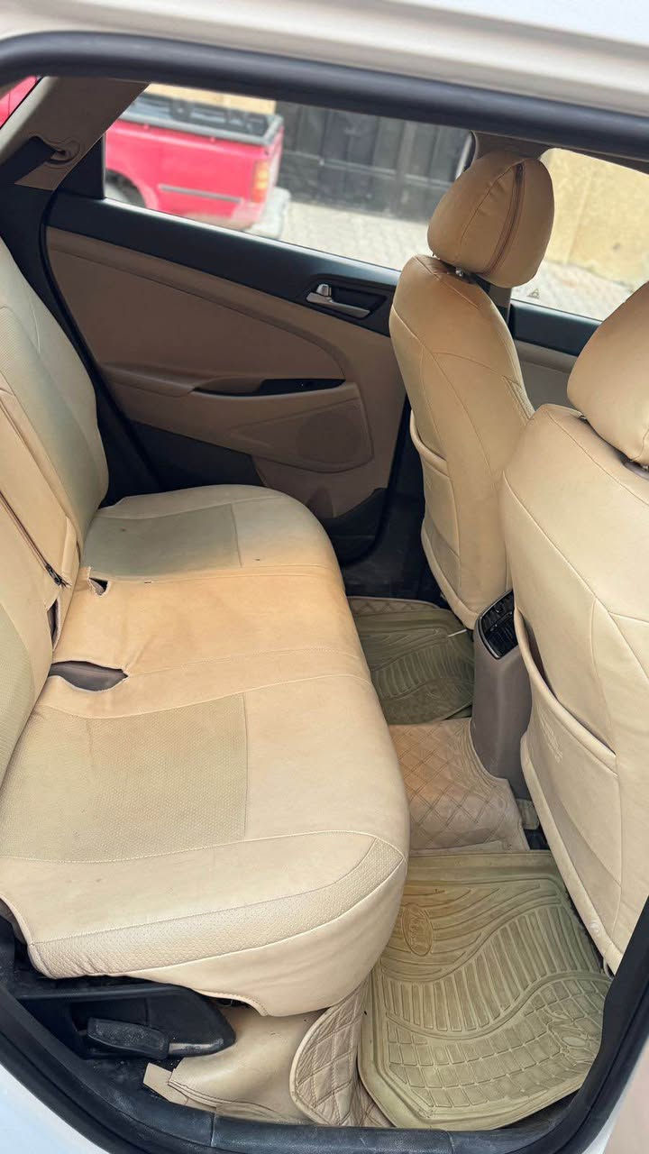 للبيع فقط بدون مراوس ونقد فقط
توسان موديل2016
كلين بيها صبغ براس البنيد ع كد شبرين غيرها ماكو
سياره جديده بشكل مال بيت ماشيه 100 الف عدل 
بغداد بأسمي تحويل ثاني يوم 
مواصفاتها معروفه 
محرك كير كهربائيات صدر كله بشررط جديد اي عطل مابيها تبريد انجماد والله 
مكاني تكريت السعر 168وبي مجال للشراي 
*********** تكريت, صلاح الدين
