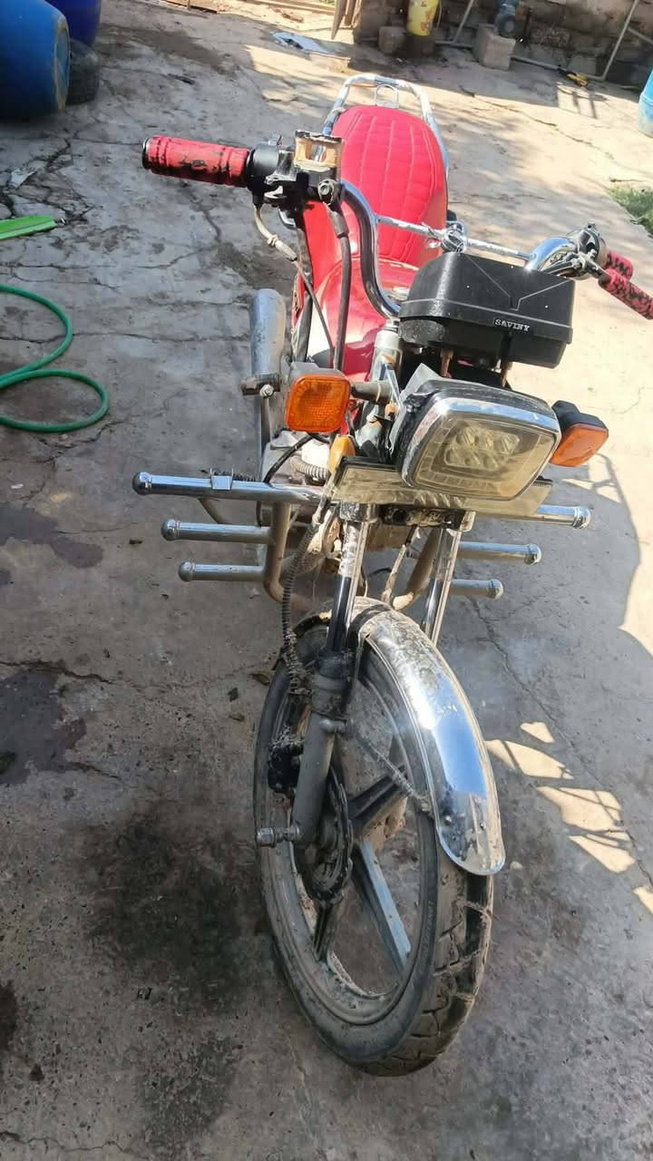 السلام عليكم
دراجه موديل 2019 مكينه مفتوحه مره
كهربائيات كله شغاله تايرات جدد 
فقط ملعب بل تاير الوره وتنصيف كابريتر من غسلته كامت تقطع
اوراق ما ويه مكاتبه اسويلك
مكاني سامراء
سعر 250 وبيه مجال حك جيتك


**إذا كنت صاحب هذا الإعلان وتريد حذفه لأي سبب، رجاءا أرسل رسالة إلى الدعم الفني**