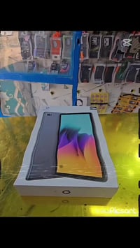 مركز فتأ الهاشمي. للمبايلات $ ايباد للبيع الجهاز نضيف. للاستفسار المرا...