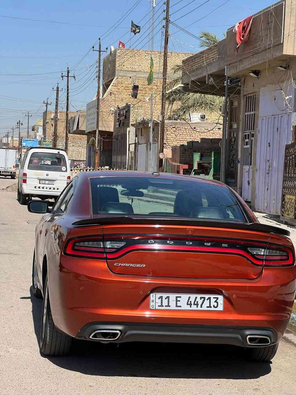 السلام عليكم
للبيع فقط دوج جارجر مديل 2021 اصل 
لون مشمشي 
رقم بغداد بسم صاحبه 
فول مواصفات 1/1
حادثه 3قطع  
تبريد ثلج 

مكلف بنشر رقم راعيه ***********
عنوان بغداد الحسينيه مال راشديه
