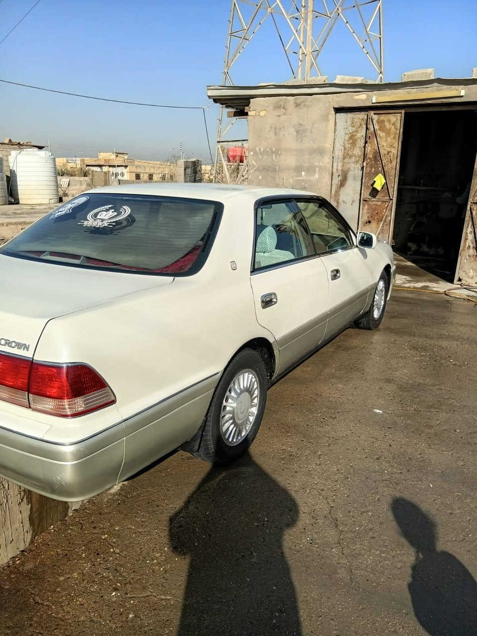 مكلف بل نشر
***********
