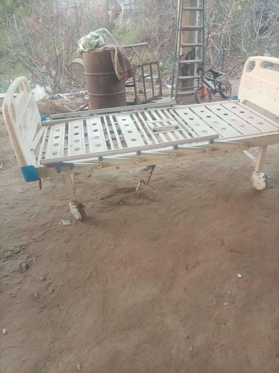 للبيع سرير طبي
السعر ١٦٥


**إذا كنت صاحب هذا الإعلان وتريد حذفه لأي سبب، رجاءا أرسل رسالة إلى الدعم الفني**