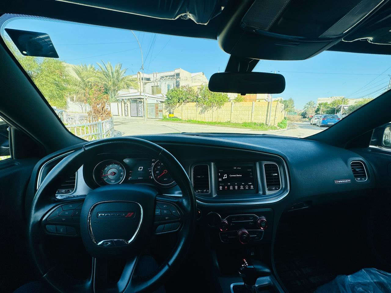 دوج جارجر موديل 2022 ماشية 45 ألف قطعة وحدة مبدل اصلي الخلف السايق 
‏ ***********
***********
‏سيارة متواجدة في معرض الروضة لتجارة السيارات ￼
