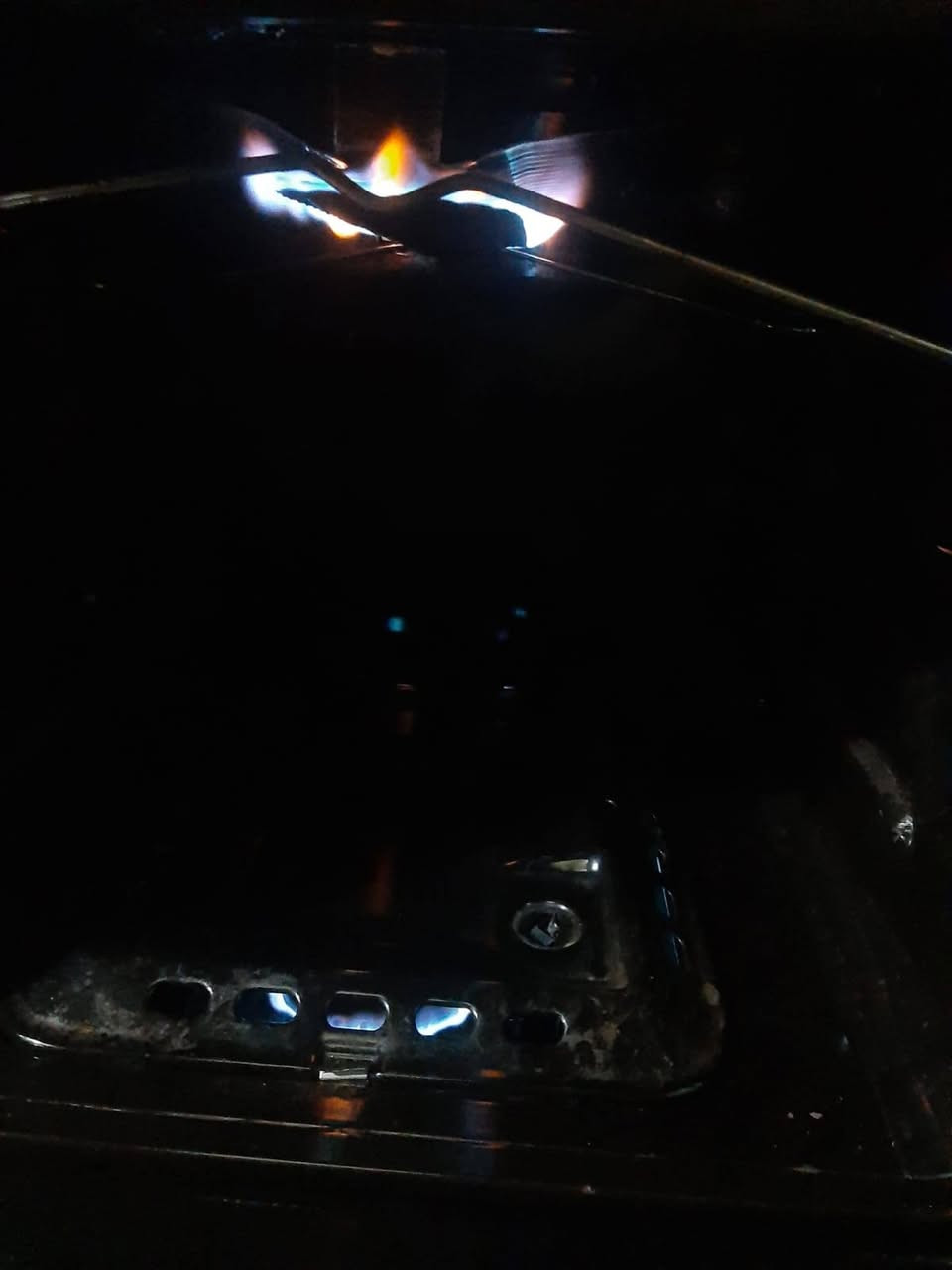 طباخ بدون اي عيب فقط الغطاء الفوق مافي ٦٥ الف


**إذا كنت صاحب هذا الإعلان وتريد حذفه لأي سبب، رجاءا أرسل رسالة إلى الدعم الفني**