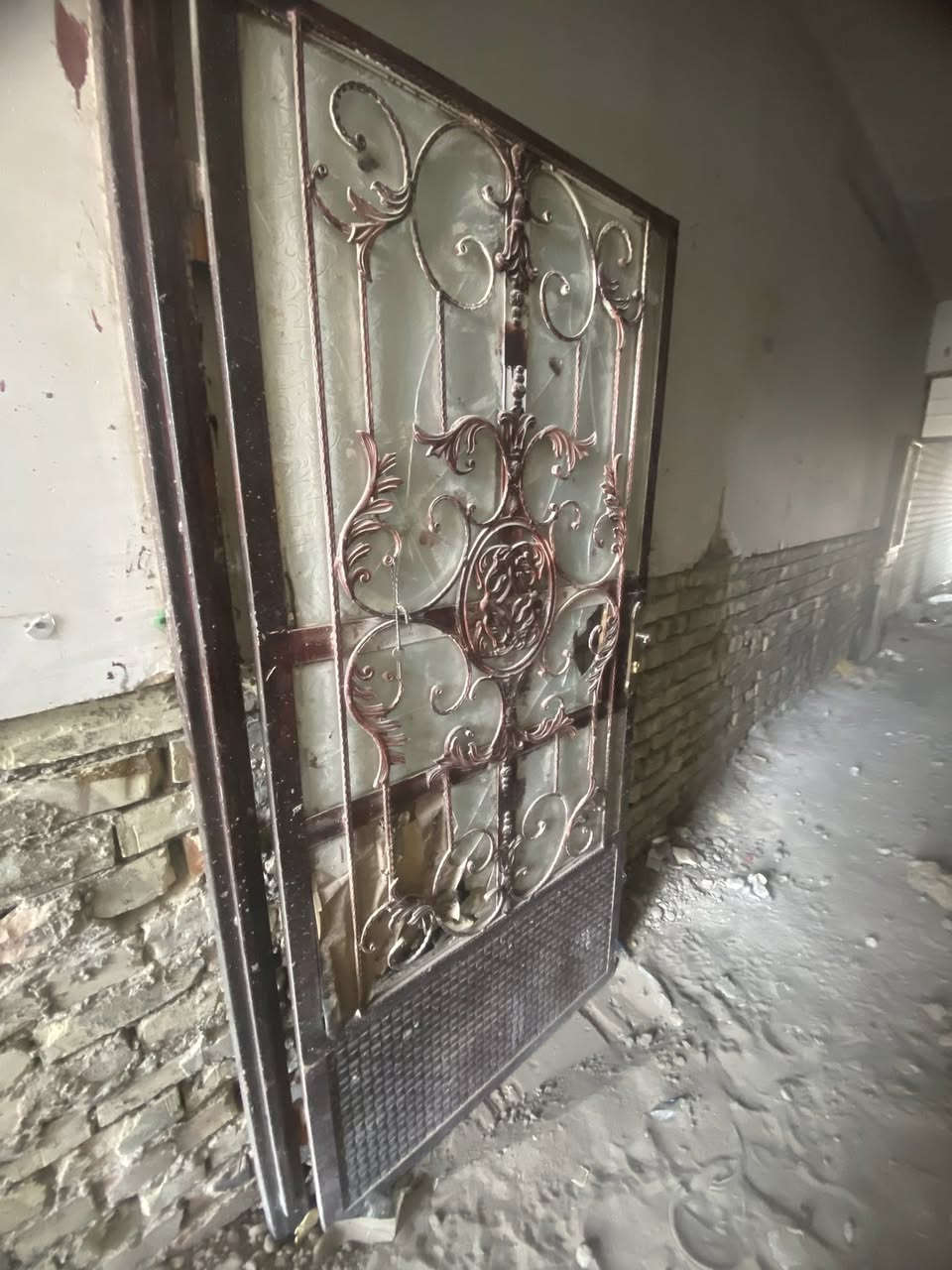 سلام عليكم للبيع قيم وأخذ
***********
