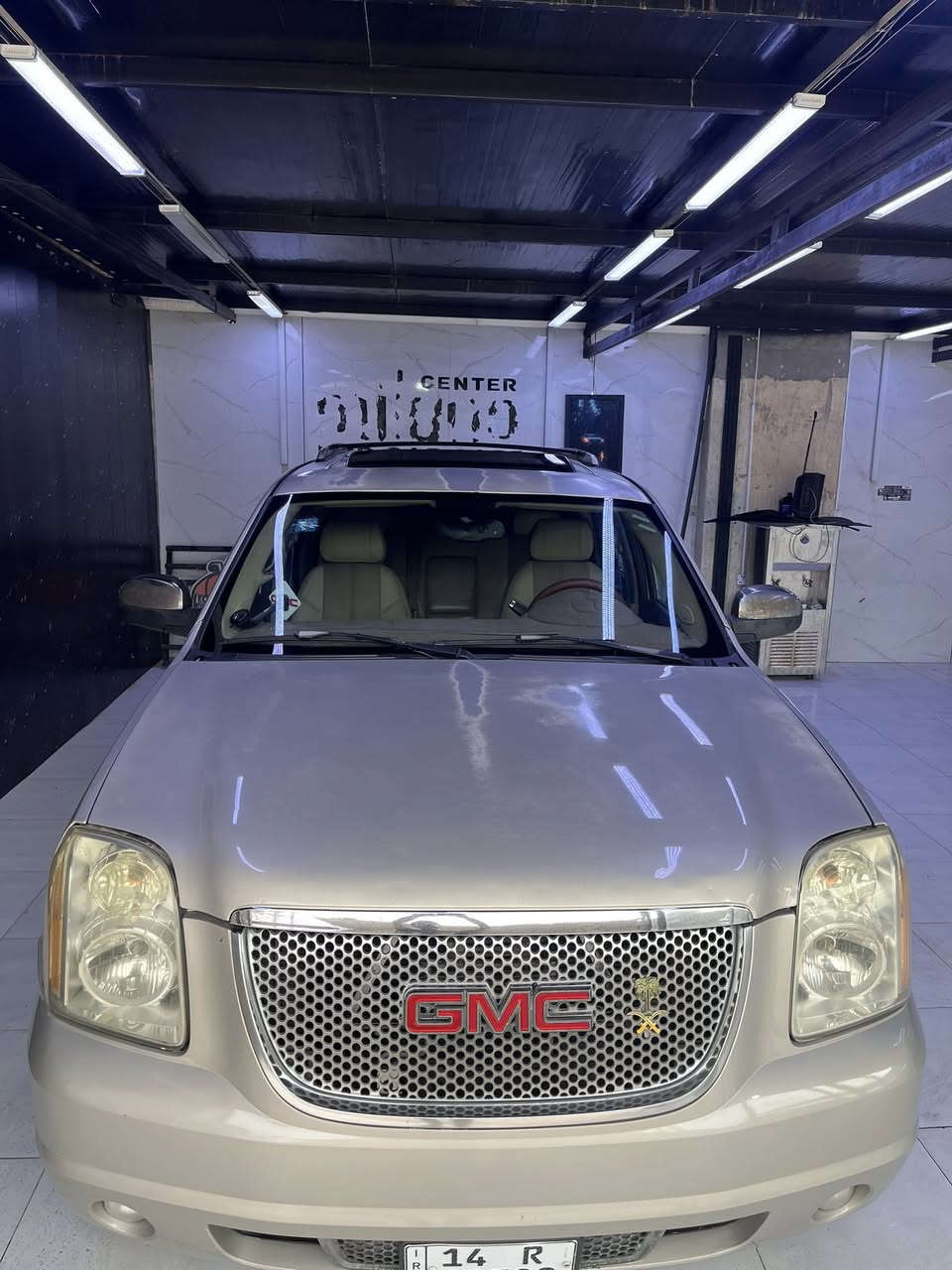 مره خصت امن لكروب. السلام عليكم جمسي دنلي فول مواصفات عده لدوسه 2007 اصل بسمي خليجي تحويل ثاني يوم سياره مال جناي نضيفه لسياره كير مكينه اكسل كله كفاله لسياره بيها قطعتين صبغ جماليه لجاملقات لماميه بدون لا حادث لا معجون لسياره الله شاهد نضيفه و حلوه حداده نضيفه كهربائياتها كلهن مرتبهن سياره صافيه ما بيها شي لمكان بصره معقل سعر 185وبيها مجال بصيط حك لجيه رقم ***********
