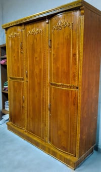 كنتور صاج • ٣ أبواب • مستخدم قليل