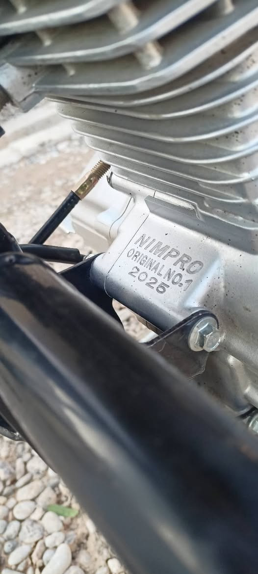 سلام عليكم دراجه لبيع موديل 2025 دراجه كلش نضيفه ماشيه كولش قليل محرك قطاس سعر 650 مجال بصيت مو شراي لا يتصل رقم.  ***********
