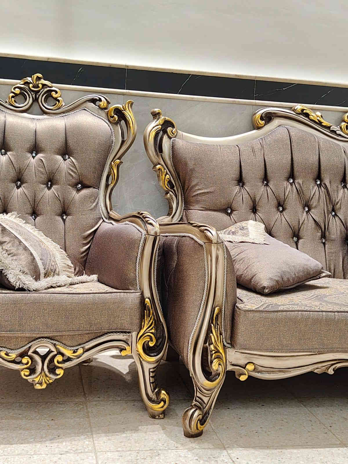 السلام عليكم لبيع 10 مقاعد نضافه 100 جديد استخدام قليل السعر مليون و400
بغداد فلكت حي النصر
***********
