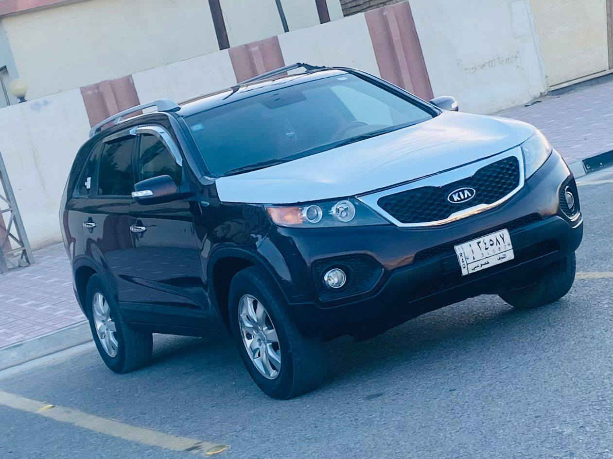 السلام عليكم للبيع كيا سورنتو مديل 2012 وارد امريكي حادثه جاملغ عكس سايق ونص البنيد فقط بدون دوخل والباقي مكفول كله ليبل وحد موصفات تحكم شاشه كامره اشاير بل مري مكينه 2400 سنويه لغاية 27 السياره جديده حيل وجاهزه واي نقص مابيه كير مكينه مكفولات حداديه تخم تاير تدفه تبريد ثلج السعر 118 لاستفسار اكثر لاتصال على الرقم *********** مكان السيارة كربلاء مكلف بل نشر
