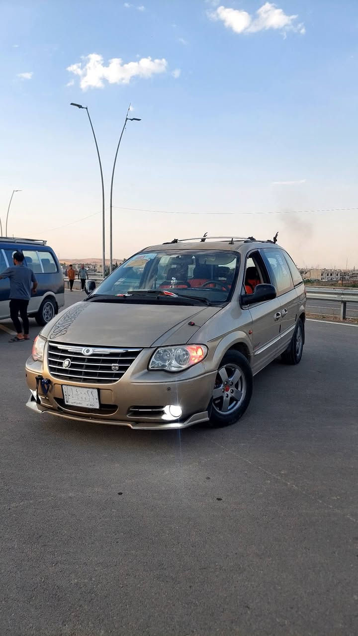 دوج كرفان
٢٠٠٥
كير محرك شرط 
طخم وره كدام نضيف 
تبريد عل سويج 
بدون ضرر صبغ حزام جماليه 
كهرباءيات شغاله 
قفل مركزي 
شاشا كامره 
توماتيك 
توشمه ارضيه كشنات كلو جديد 
منضومه غاز او بانزين  او كرت غاز بيها 
محرك ٣٣٠٠ المرغوب 
ليتات جدد مع بلجكتورات جدد ناصي زنون بلاجتورات زنون سياره مال جناي


**إذا كنت صاحب هذا الإعلان وتريد حذفه لأي سبب، رجاءا أرسل رسالة إلى الدعم الفني**