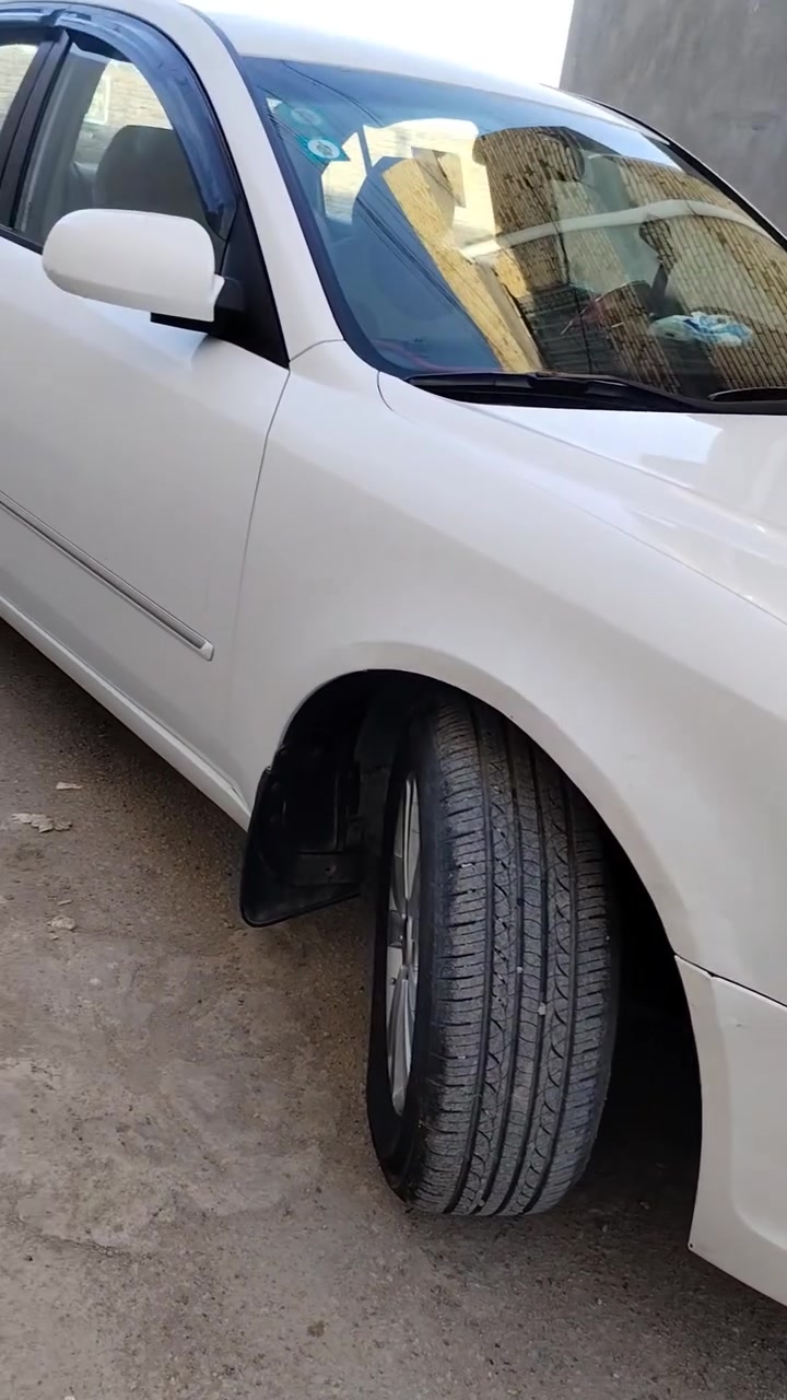 سوناتا مديل ٩ خليجي مكينه ٢٤٠ حداديه جديده تبريد شرط تايرات جدد سياره كامله وجاهزه من كلشي بيه ضربه بل باب ربع الباب او بيها جوملغ عندي سونار مالته رقم واسط عندي وكاله وراعيها يداور يريد مامطلوبه ولا ربع لامرور ولا اي شي مكانها الشطره *********** سعرها ١١٩ بيها مجال بسيط
