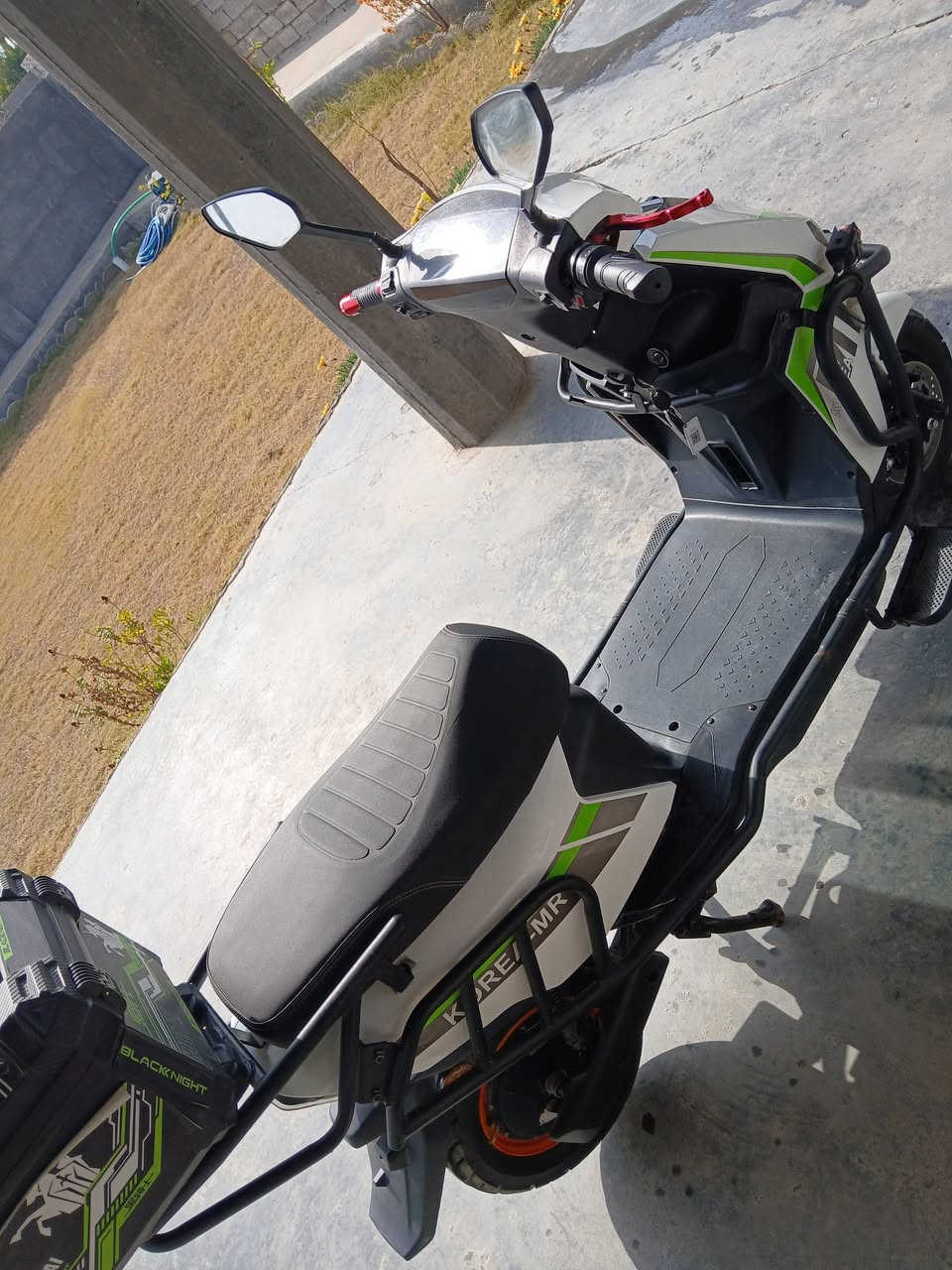 السلام عليكم
للبيع سكنس كوري ام ار 2025
نضام تشغيل/سويج/بصمه/كرت 
نضام ام بي ثري داخلي 
اربع سرع سرعه 99
6باتري جدد فول شرط فحص
سعر 700وبي مجال بسيط
***********
