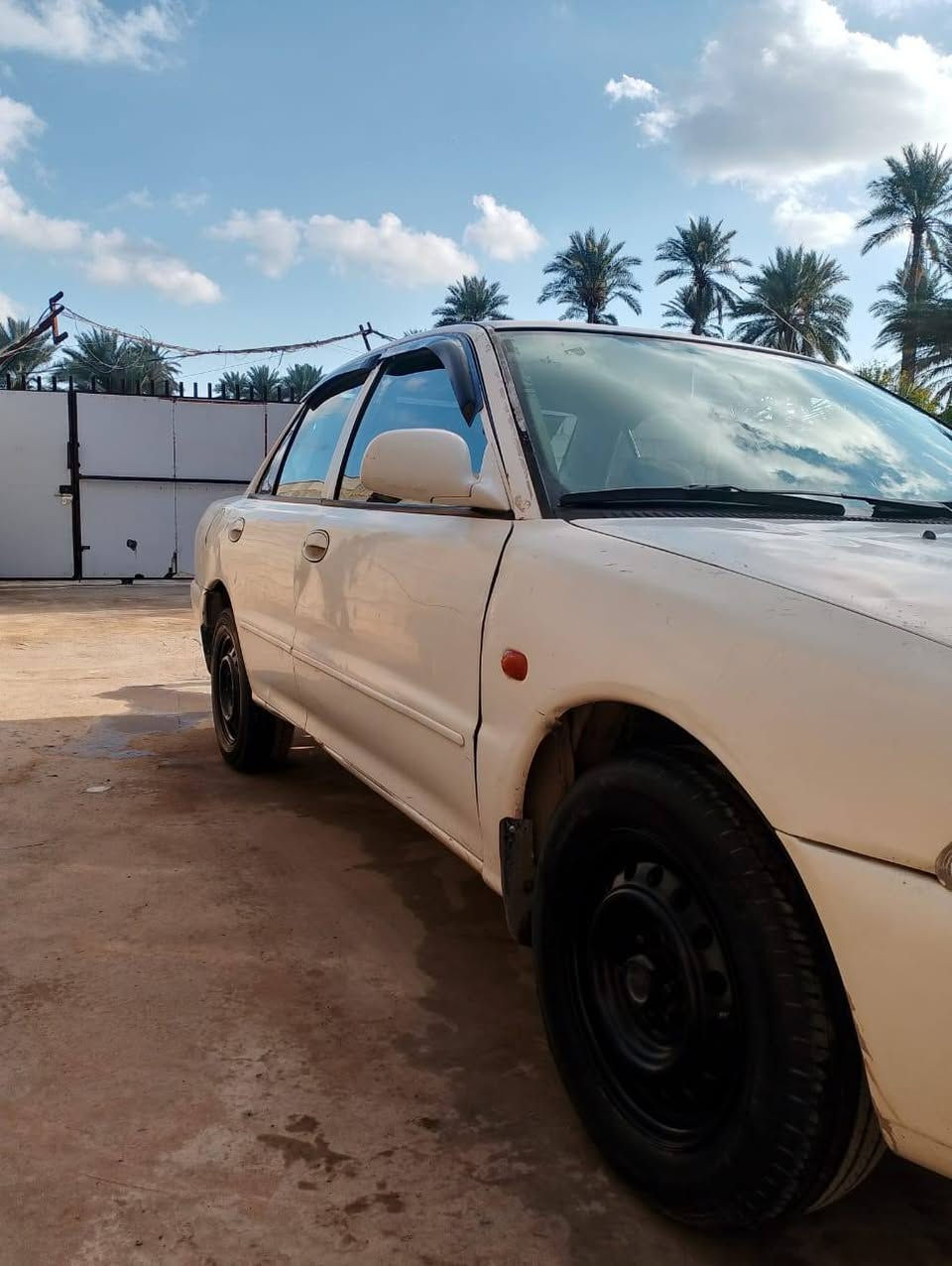 السلام عليكم سياره للبيع بروتون موديل/2002/ رقم انكليزي صلاح الدين محرك كير تخم تايرات جيد جدآ الموقع صلاح الدين قضاء الضلوعيه السعر /40/ وبيها مجال رقم الاتصال (***********)
