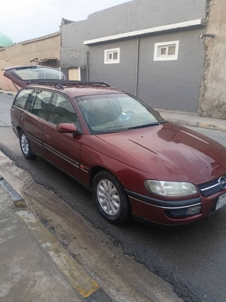 أوبل اوميكا بزون ٩٥ السعر ٢٨ التفاصيل على رقم الهاتف ***********
