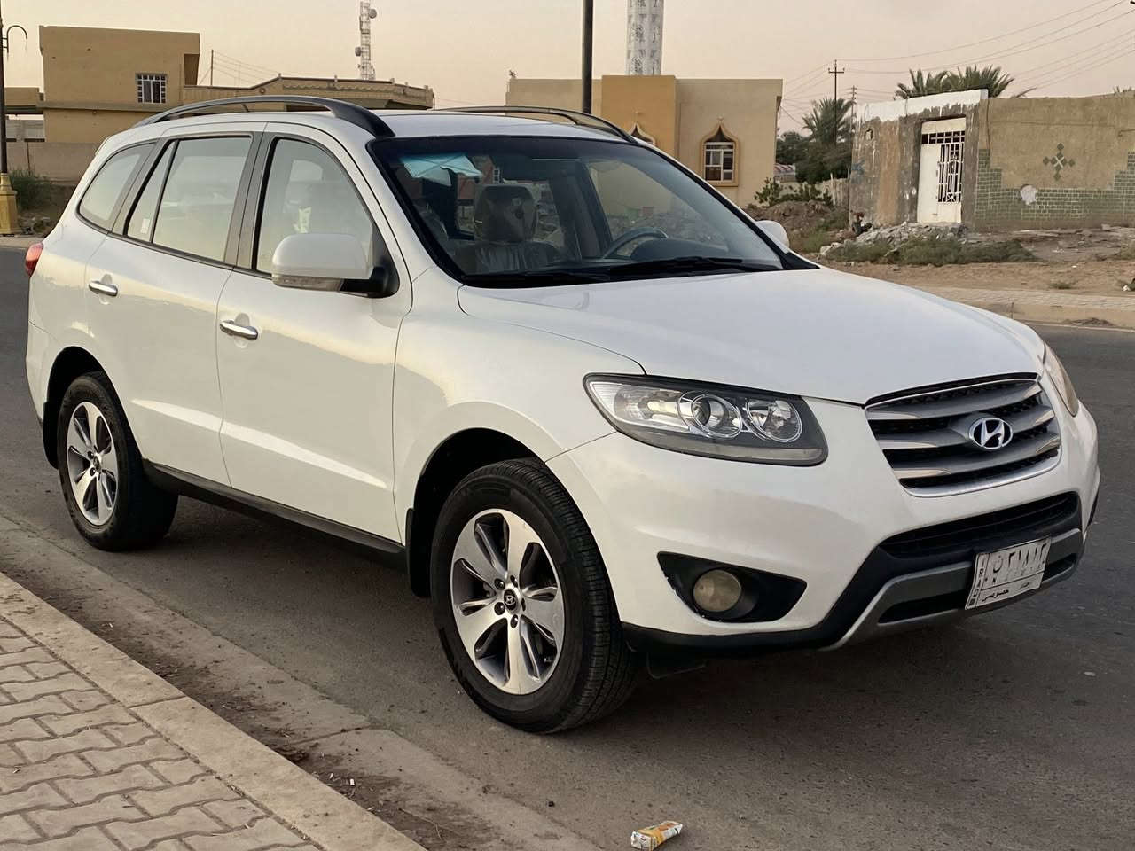 السلام عليكم للبيع هونداي سنتافي 2012 خليجي
رقم بغداد انگليزي ( بأسمي ) تحويل مباشر 
صبغ السيارة مثل ماموضح بالسونار مع المنشور 
بدون حادث ومعجون فقط هلال الجاملغ بي معجون قليل السيارة محرك وصدر وتبريد خير من الله والگير بي خربطة بسيطة .
المواصفات :
محرك 2400
٧راكب
٣ قطع تبريد 
اشاير بلمري
مري قلاب 
فتحه سلايد روف
حساسات اماي وخلفي
تحكم ستيرن
داخل بيجي
كشنات مخمل 
سعـر السيارة 128 ورقة وبيها مجال بسيط 
ملاحظة السيارة اجمل من الصور 
مكان السيارة صلاح الدين الضلوعية 
للاتصال والاستفسار 
***********
*********** واتساب
