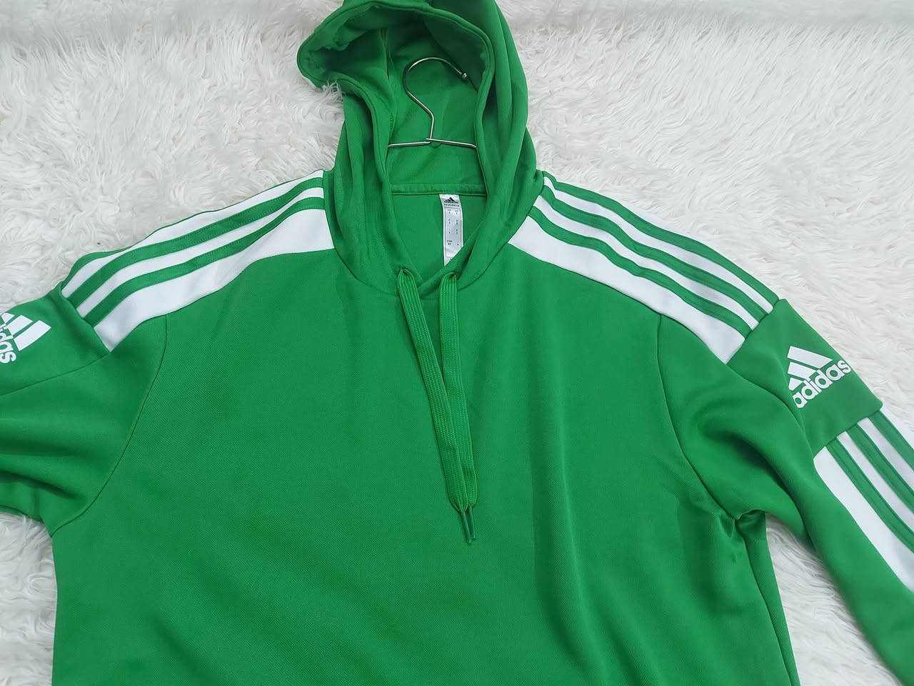 سويتر اديداس وكاله 
قياس m تلبس وزن ٧٥و٧٧ ك
يوجود توصيل


**إذا كنت صاحب هذا الإعلان وتريد حذفه لأي سبب، رجاءا أرسل رسالة إلى الدعم الفني**