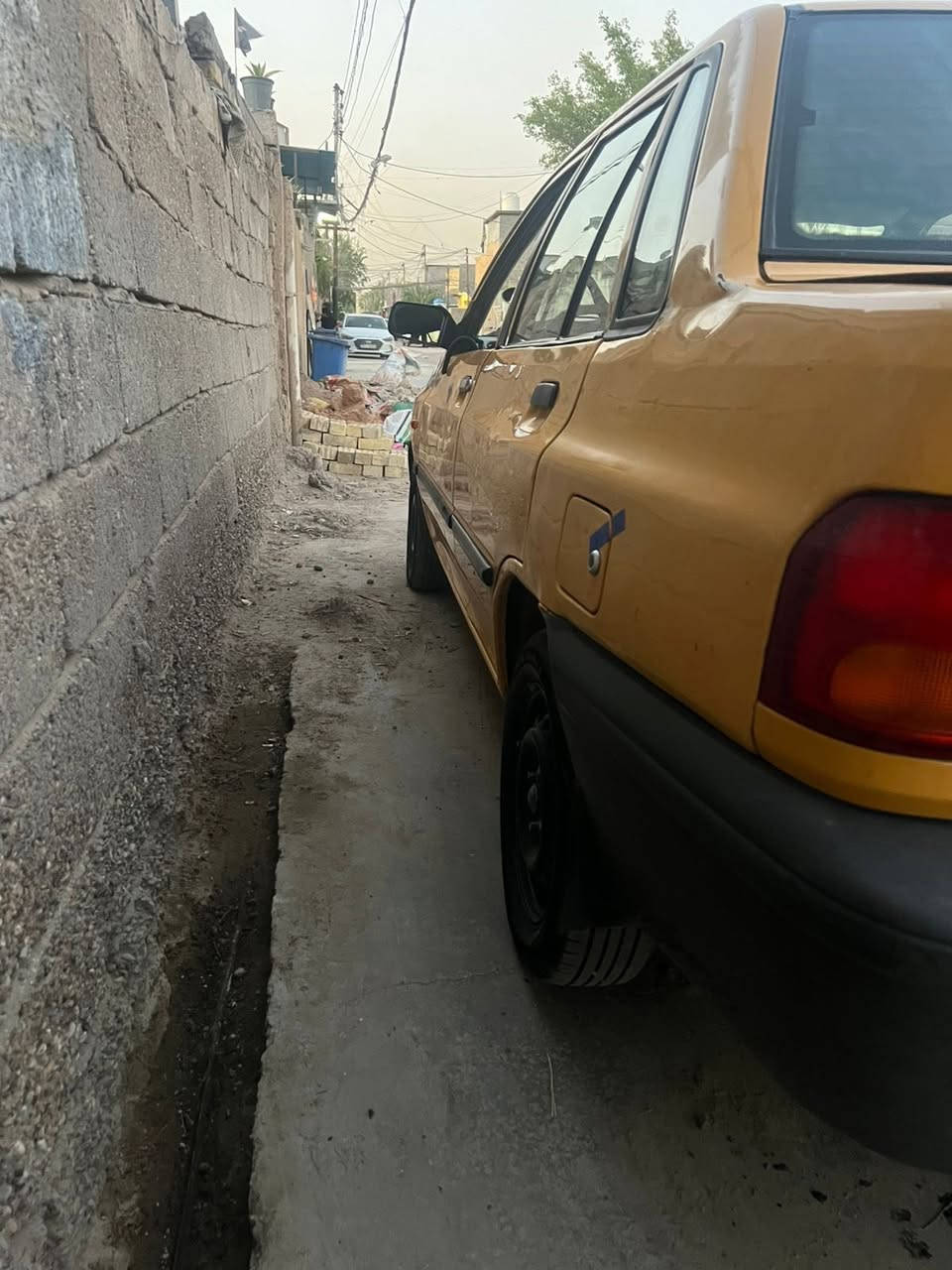 سلام عليكم سياره موديل ١٠ تبريد بي ليكً سياره بأسمي سعر ٢٧ وبيها مجال قليل مكاني شعب ‭***********‬@
