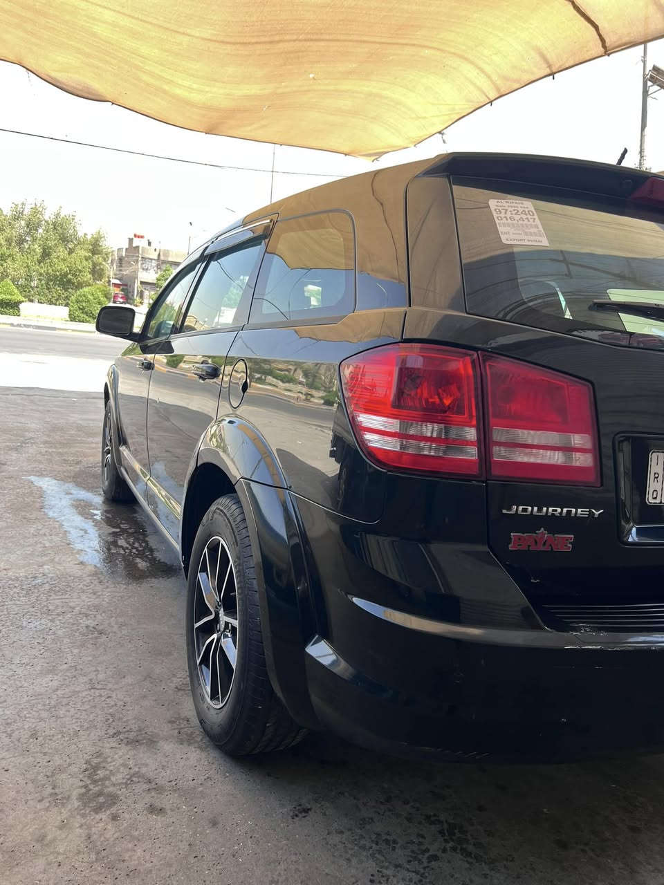 للبيع جورني 2012 
4 سلندر 
7 راكب 
تبريد 3 قطع 
رقم بغداد مميز تحويل مباشر 
سيارة بدون حادث وصور امريكا موجودة بيهة مكانات 3 بارد بدون صبغ بدون ايرباك بدون حادث 
حدادية امامية خلفية جديدة شادهة 
مكانها بلديات 
سعرها 110 وبيها مجال حك الجية 
***********
