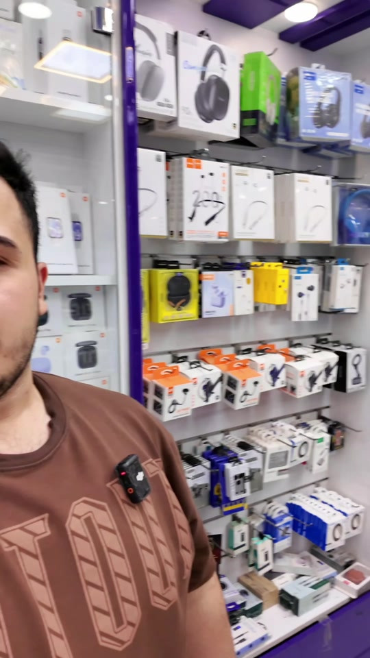 ✨ أصغر سمارت باند بشاشة AMOLED وصلتنا! 🔥 هاي هيه Xiaomi Smart Band 10 Pro الجديدة، تصميم أنيق ومواصفات تخليها رفيقك اليومي المثالي 💪⌚ ✅ أكثر من 150 وضعية رياضية 🔋 بطارية تدوم لفترة طويلة 🌈 شاشة AMOLED سلسة وواضحة 💰 السعر: 100,000 دينار عراقي (الأسعار قابلة للتغيير) 📍 شركة كلمات العربية للهواتف النقالة النجف الأشرف – شارع غدير فرات – مقابل كلية الإدارة والاقتصاد 🚚 يتوفر توصيل إلى كافة المحافظات العراقية 📞 للحجز والاستفسار: 🔹 قسم الجملة: *********** 🔹 قسم المفرد: *********** 🔹 قسم الإكسسوارات: *********** 🔹 قسم الصيانة: ***********
