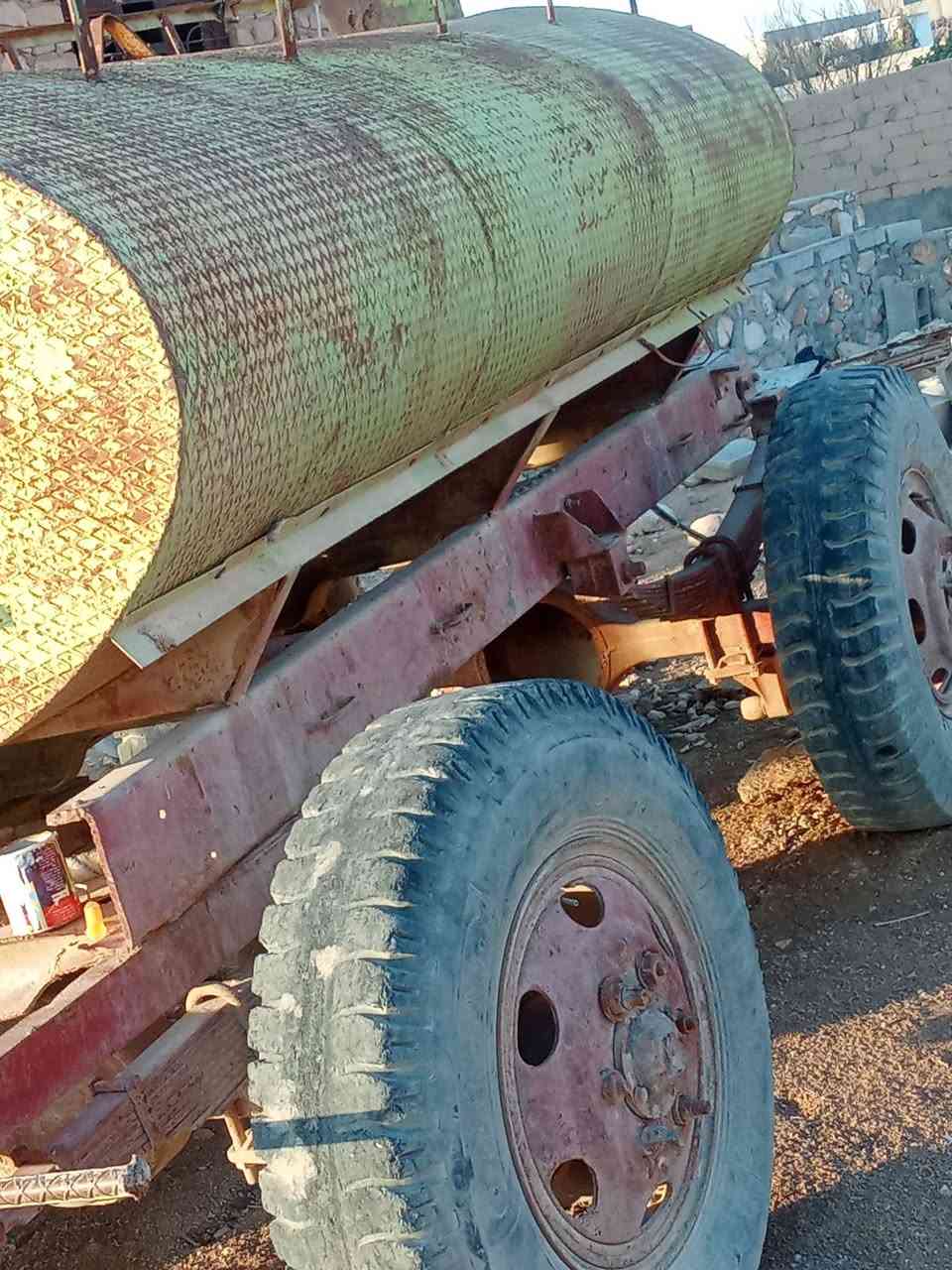 سلام عليكم تنكتر بولندر قجمه مع مقطوره اربع توير مع خرماشه تركيه البيع الستفسار عل  ***********
