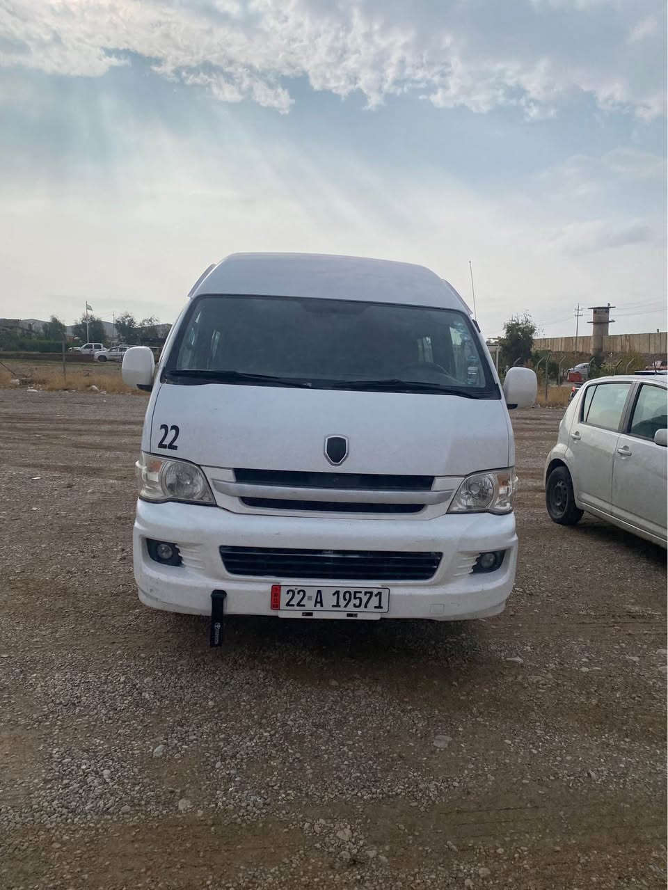 جنبی ٢٠١٤ رەقەمو سەنەوی هەموی نوێ بۆیاغ هیچی نیە لێدراو هیچی نیە نمونەیە لەجوانی و خاوێنی یەک دینار مەسروفی نیە بنزین و غازە گێڕ مکینە تبرید هەموی بەشەرتە   *********** واتس اپ أربيل, العراق
