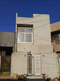 حي الاطارات • بيت ١٠٠م • طبقتين معزولتين