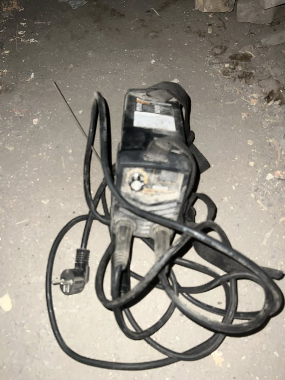 جهاز لحيم شغال كامل ع فصح
ب 55 بيه مجال


**إذا كنت صاحب هذا الإعلان وتريد حذفه لأي سبب، رجاءا أرسل رسالة إلى الدعم الفني**