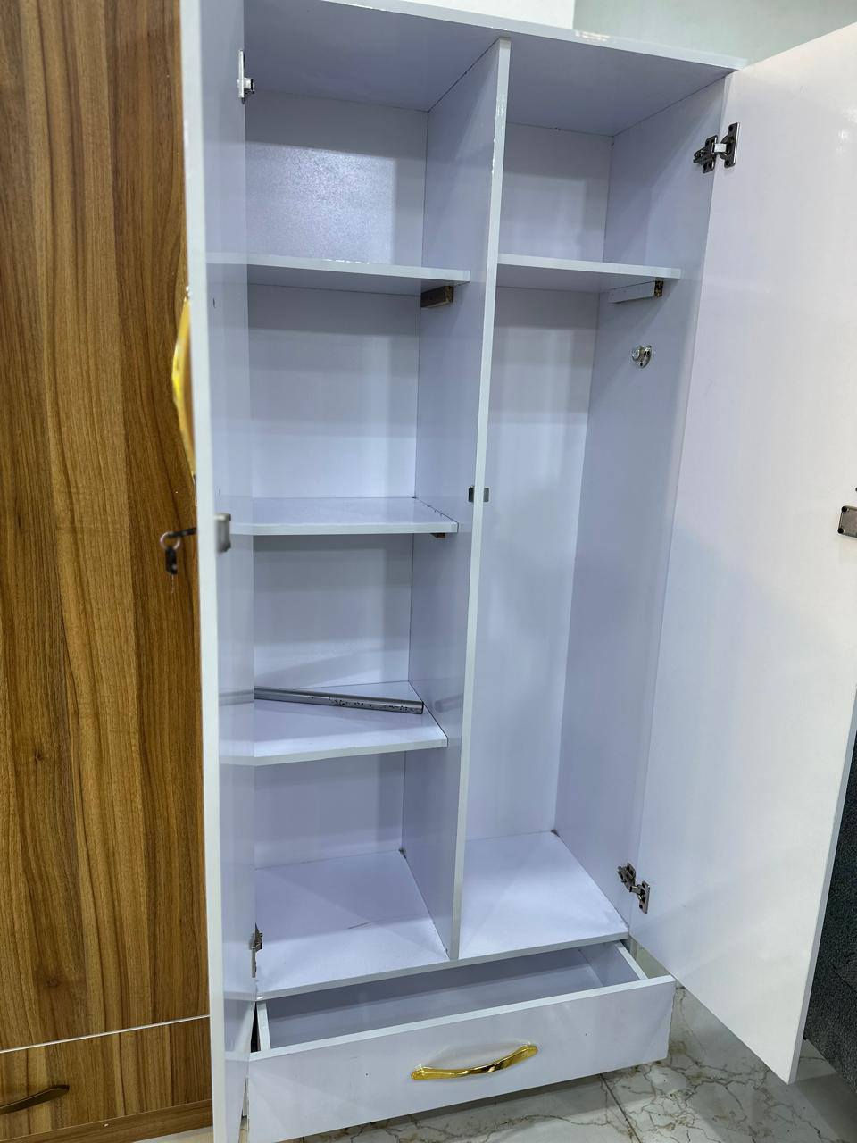 متوفر توصيل 
كنتور 2 باب 110 عرض خاص ناصرية, ذي قار


**إذا كنت صاحب هذا الإعلان وتريد حذفه لأي سبب، رجاءا أرسل رسالة إلى الدعم الفني**