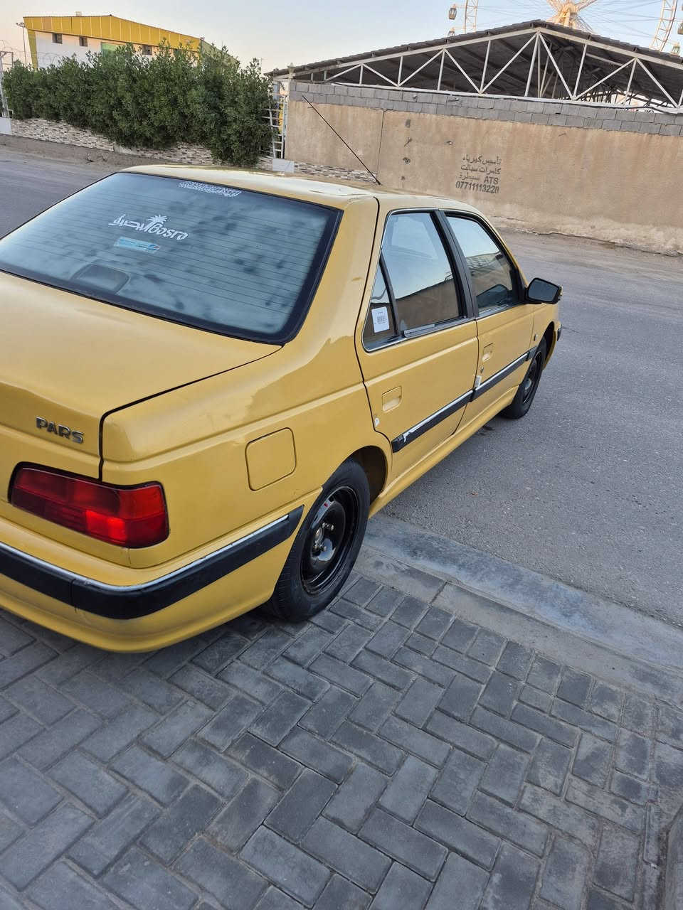 السلام عليكم بيجو بارص 2015 كفالة عامه مصفرة هيئه وغرامات مكينه كير حداده تخم تاير تبريد ضربة تبديل كلها مكفولة تراي يخبل سيارة جديده واحلى من صور ولحد يكسر بيها سعره 40 ,ورقة مكاني بلبصرة بلقبلة ***********
