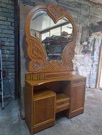 ميز مرايه • صاج • نضيف