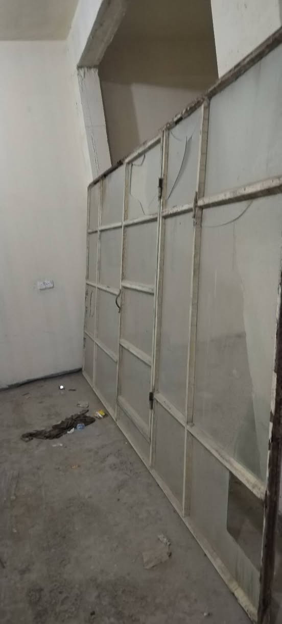 جام خانه للبيع 4 متر نضيفه  150 الف
***********
