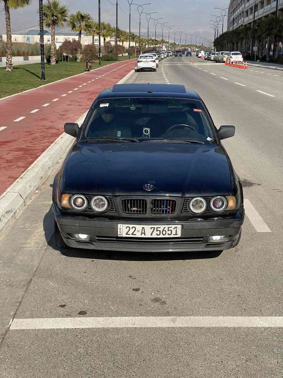 السلام عليكم بيئم للبيع
مديل 1991
شاصي 520
مكينه525
بجم عريض. لايت زنون سوارات 
دعاميه ام 
غرفه جديده 
صبغه جديده
سيارع متعوب عليه كلش 
رقم اربيل بسمي مداور ثاني يوم 
مكان السياره النجف الاشرف 
للستفسار ***********
***********
