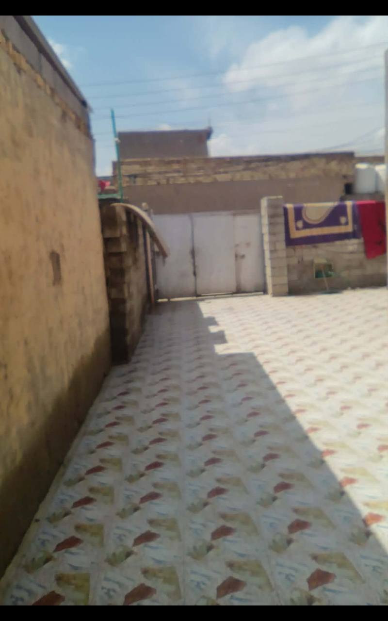 السلام عليكم بيت للبيع 250 متره العنوان سوره السيد مقابيل حسن باتونوه السعر 42 مليون اي استفسار اتصلوا على الرقم ***********
