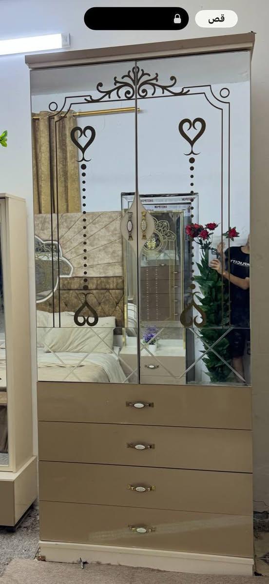 غرفه 9 قطع تركي نظيفه كلش ما بيه اي ضرر العنوان بابل المركز م  ***********
